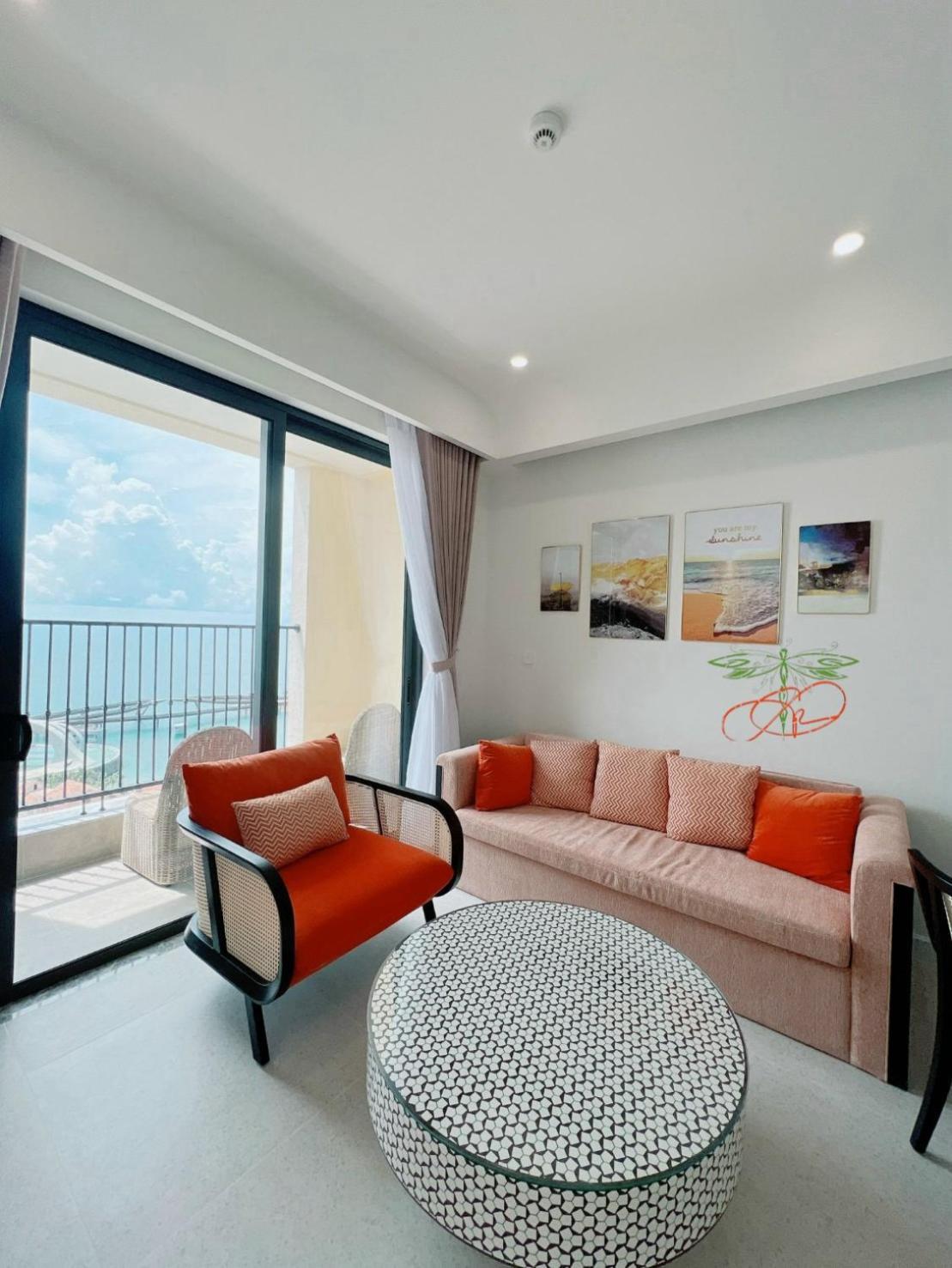 Emely Lucky Apartment Дуонг-Донг Экстерьер фото