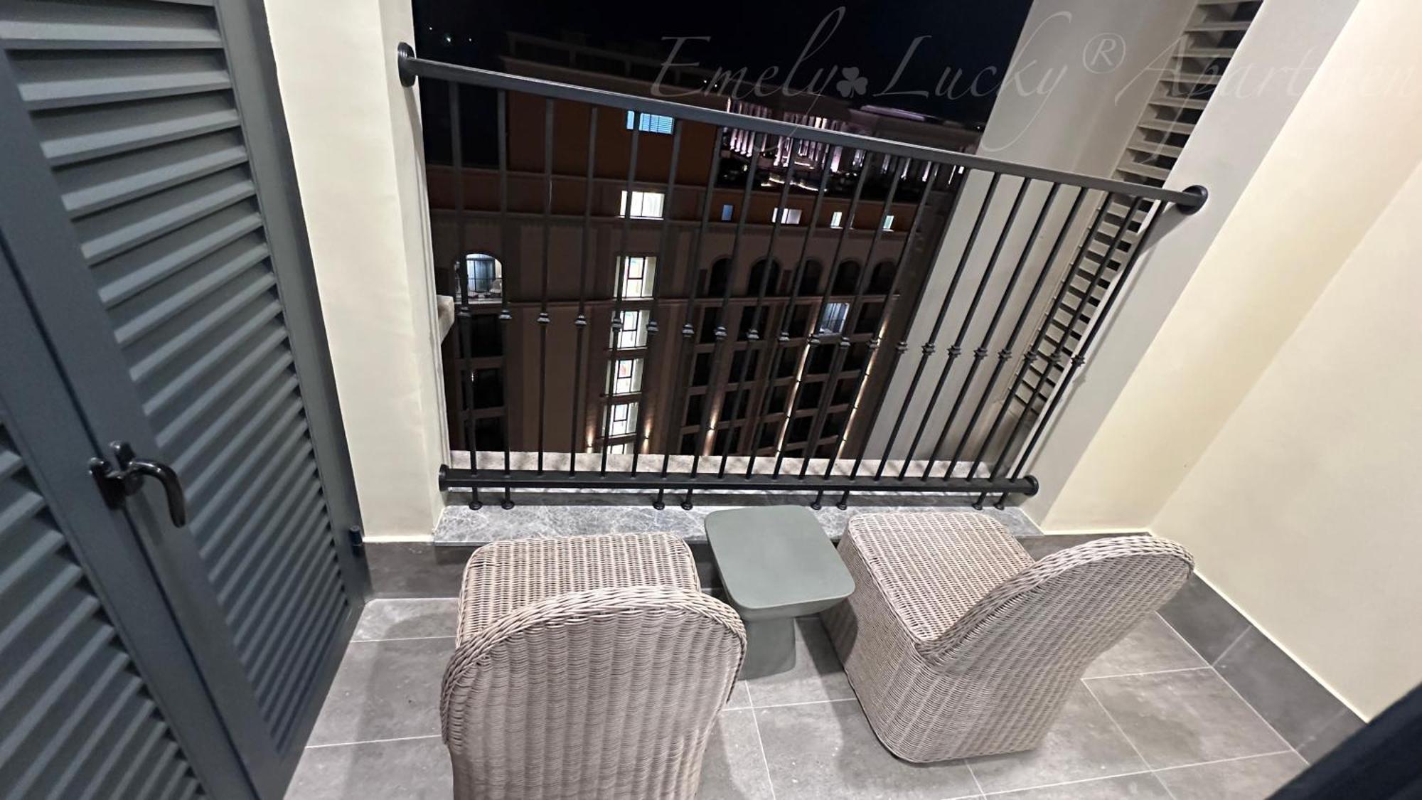 Emely Lucky Apartment Дуонг-Донг Экстерьер фото
